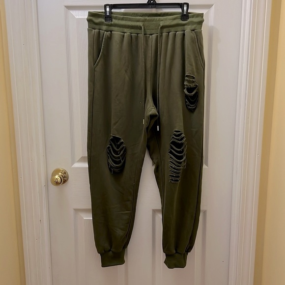 Pants - Trendy distressed joggers